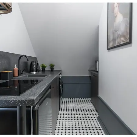 Homestay Merida - 5 Minutes To Old Town Gdansk